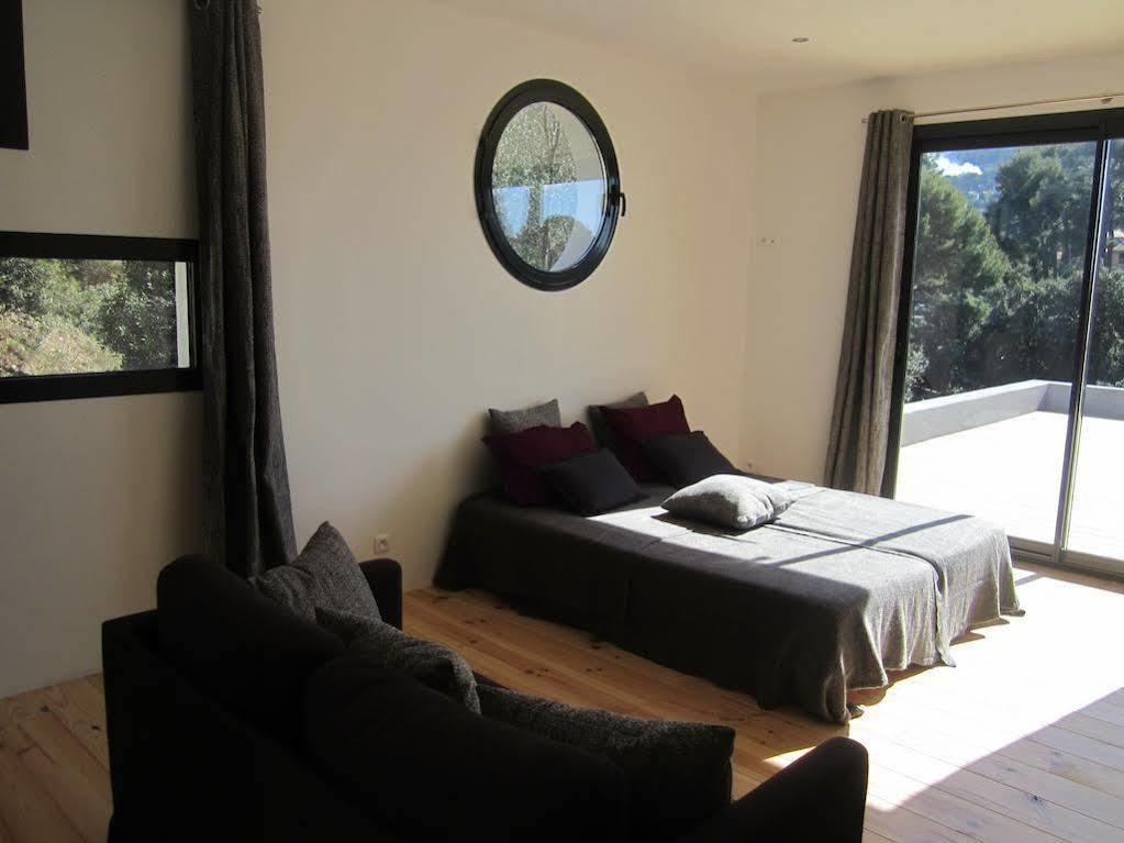 By Cassis Chambre Privee Dans Maison Familiale מראה חיצוני תמונה